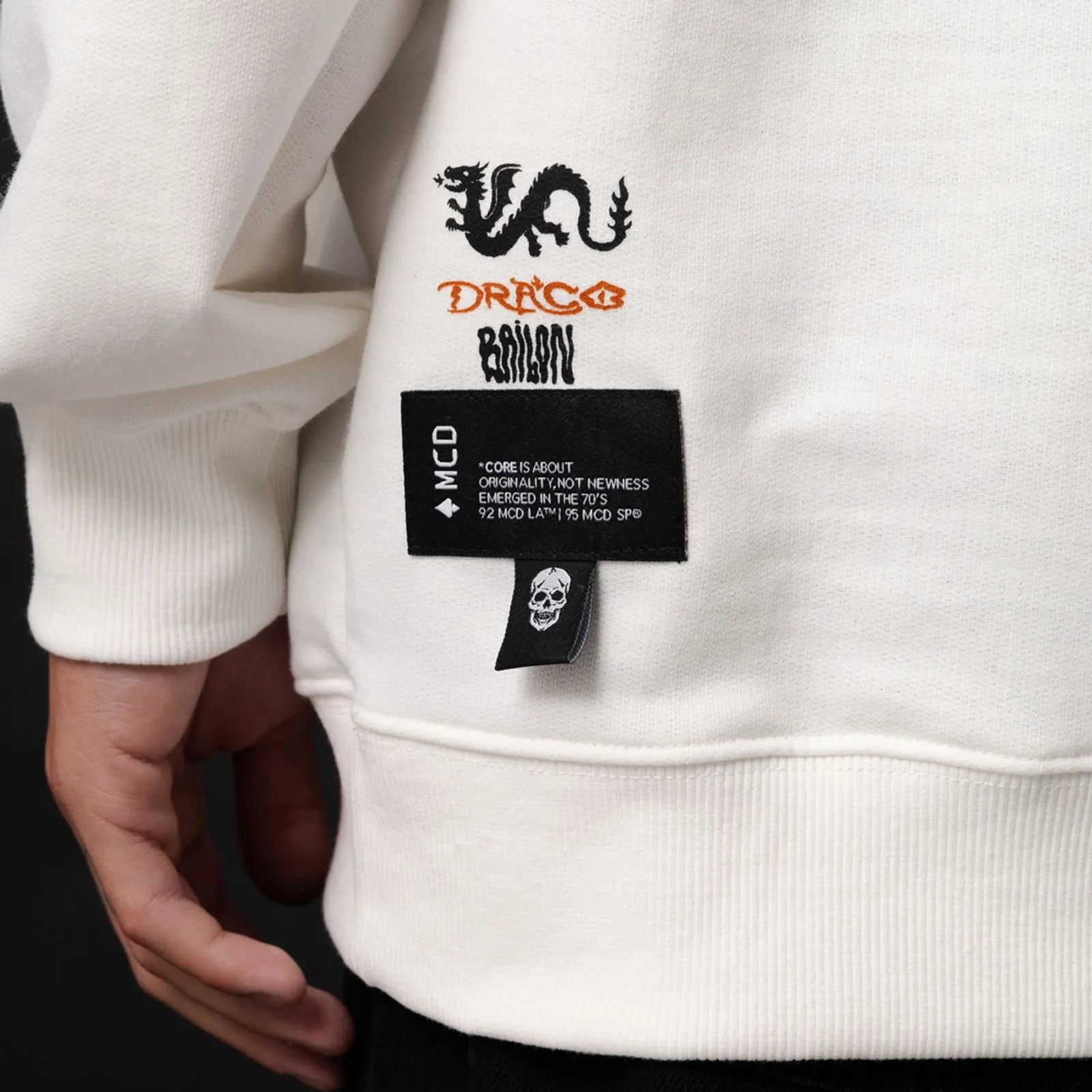 Moletom Canguru Fechado MCD x Bailon - Draco