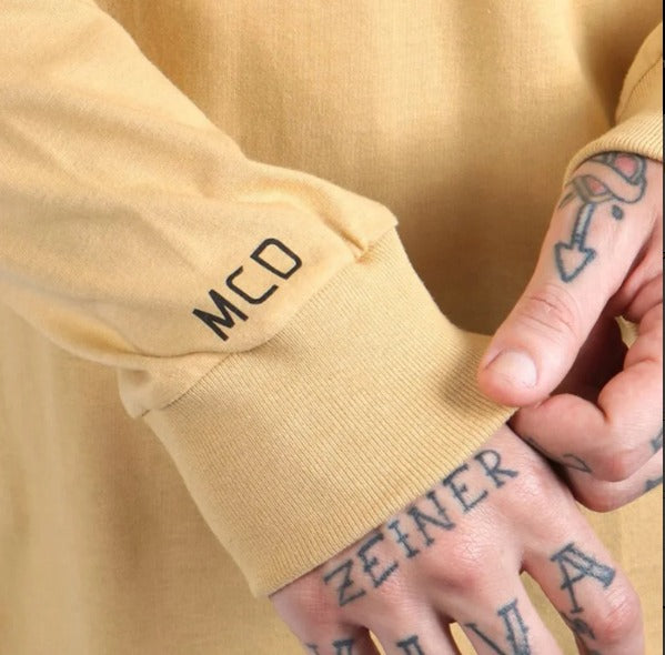 Camiseta Especial Manga Longa - MCD Classic amarela