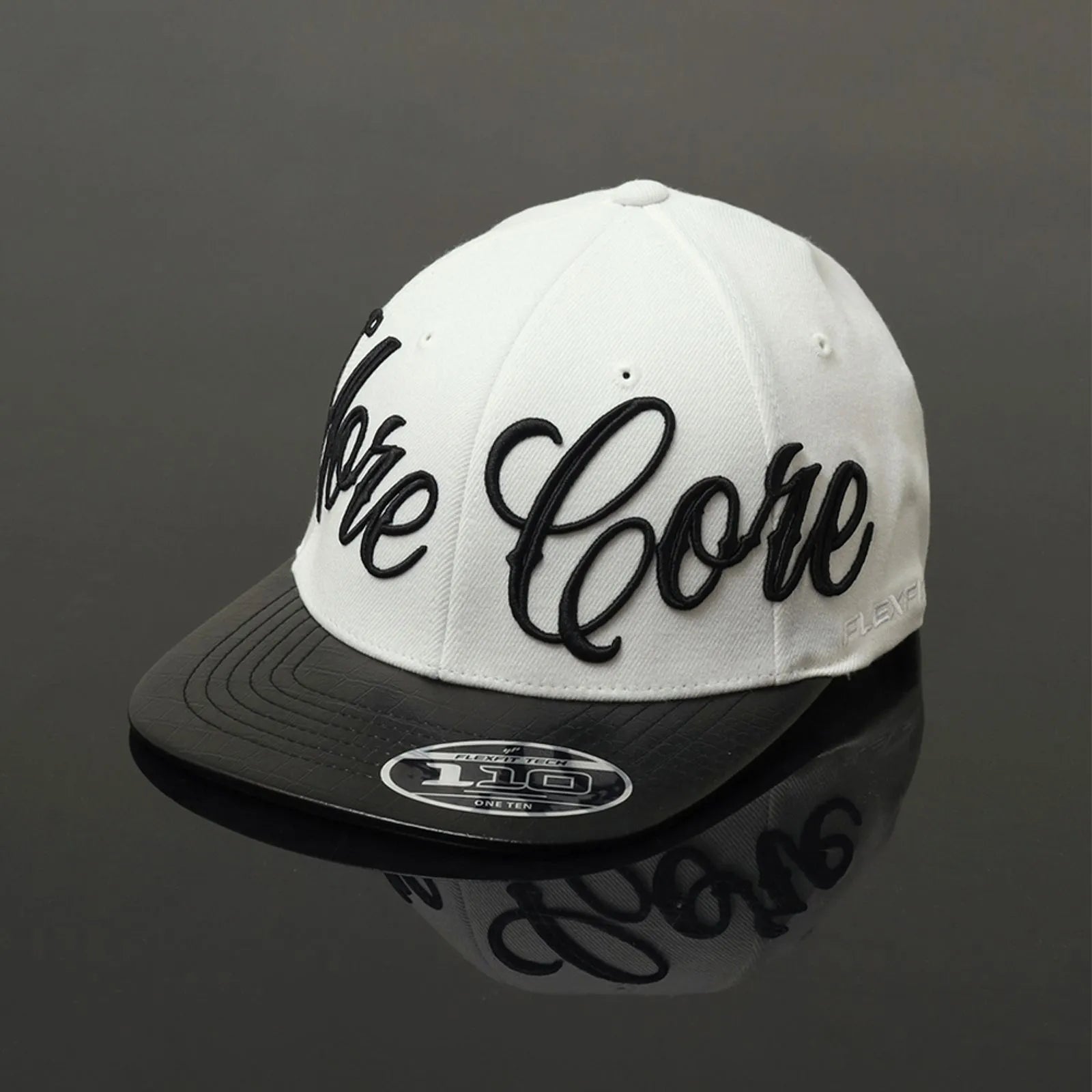 Boné MCD Aba Reta Strap Flexfit - Branco