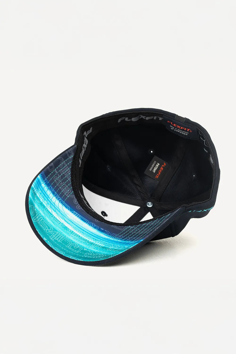Boné Quiksilver Emb Type Down Word - Lançamento
