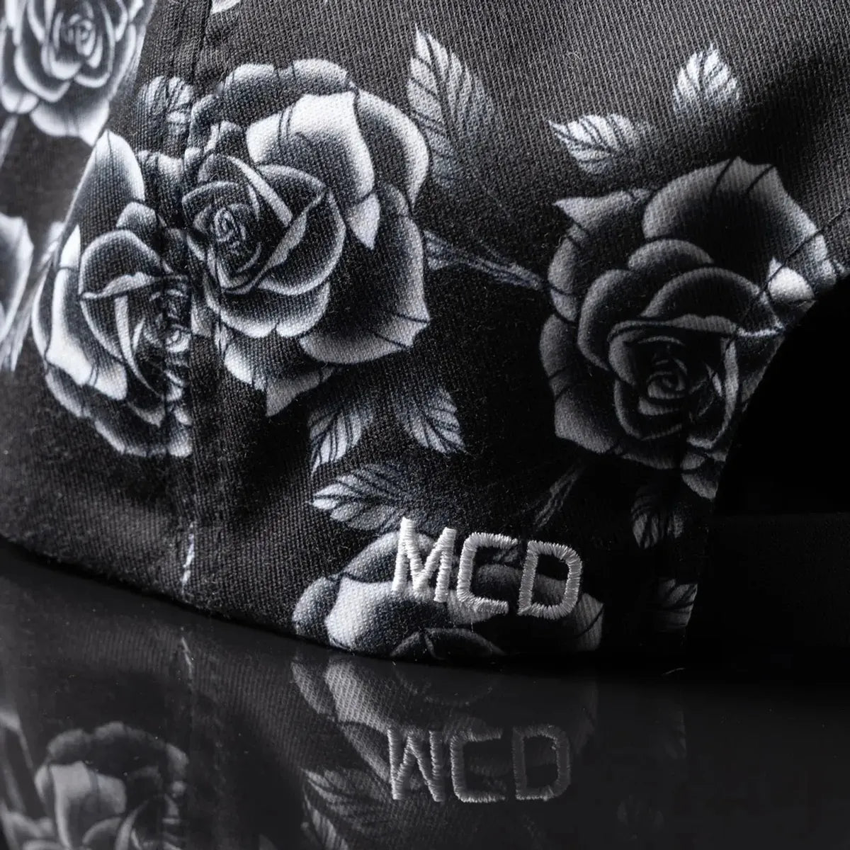 Boné Fitão - MCD ROSES Flexfit 1.10 - ABA RETA PRETO