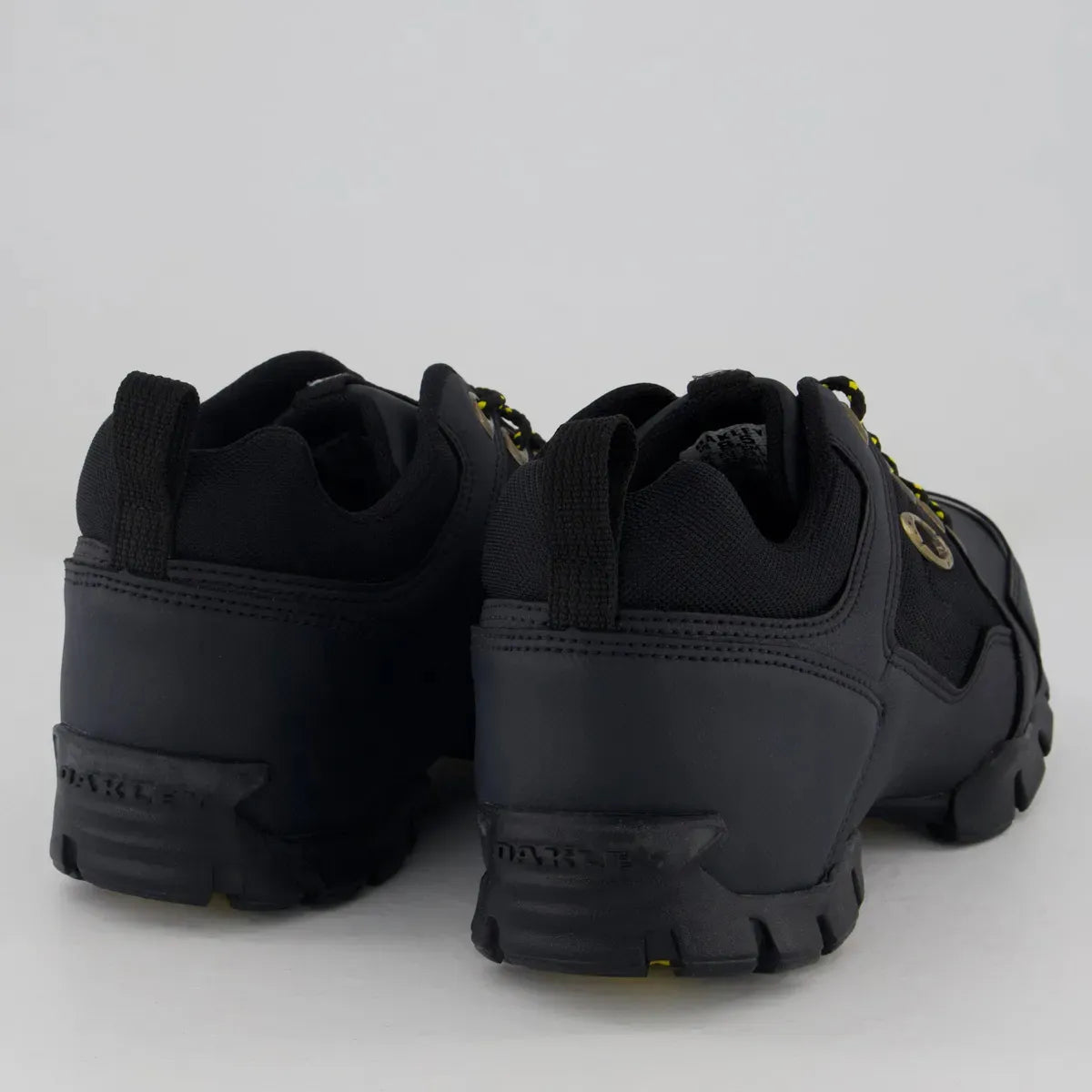 Tênis OAKLEY Halftrack Low Ii - Black/gold