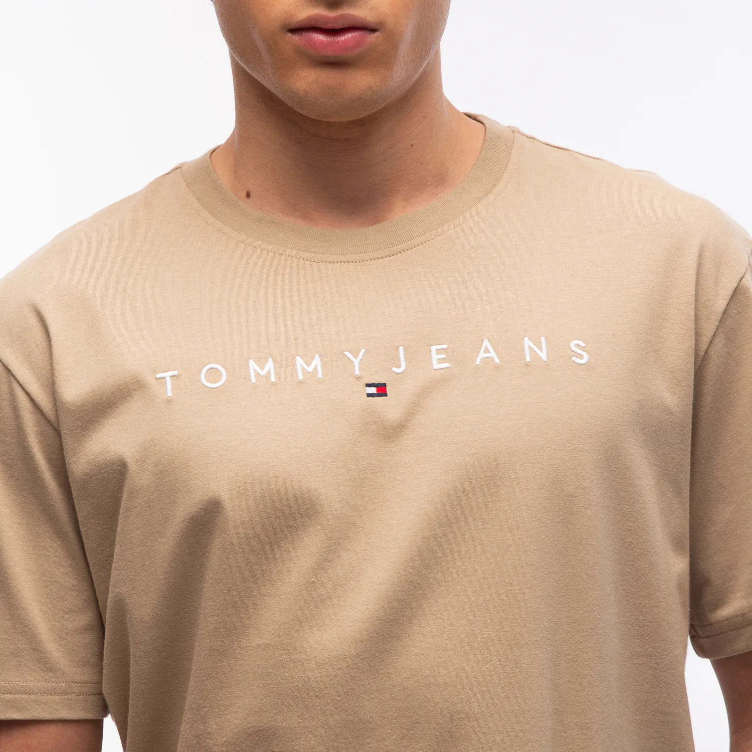 CAMISETA LOGO LINEAR TOMMY JEANS khaki
