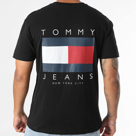 Camiseta Tommy Jeans flag back print graphic - Preto