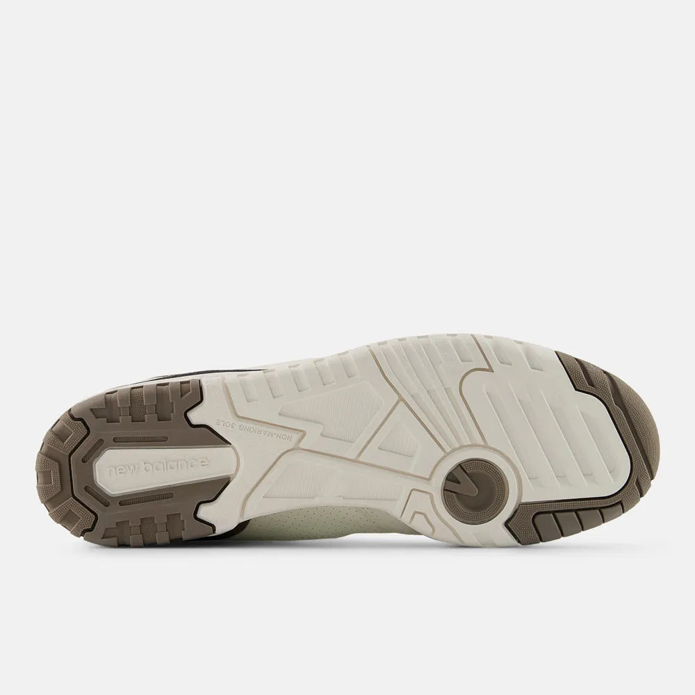 Tênis NEW BALANCE 550 Masculino - Branco/Marrom
