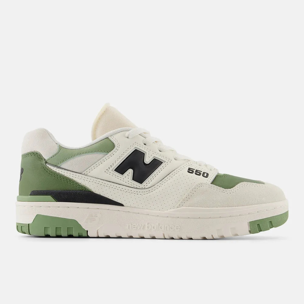 Tênis NEW BALANCE 550 Masculino - Bege Claro/Verde