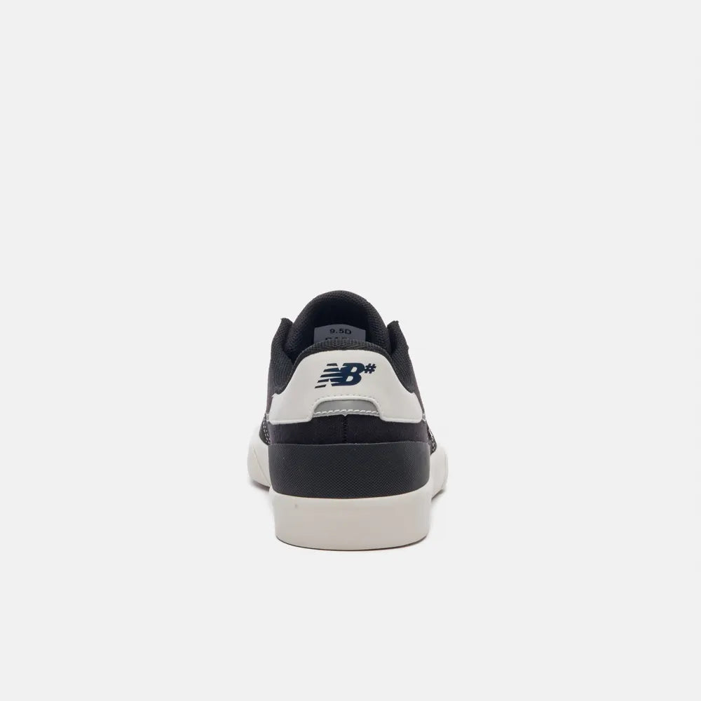 Tênis New Balance 272 - Preto/Marinho